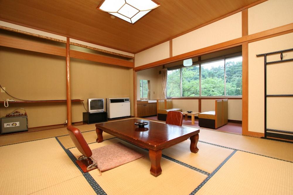 Shosenkaku Hotel Нагано Екстериор снимка